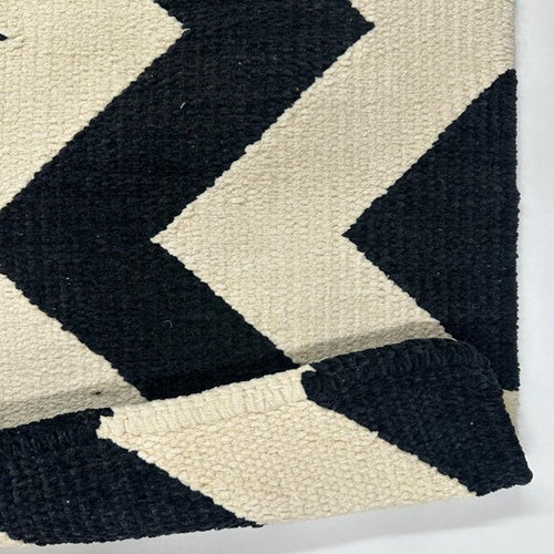 Tapete Tear 210x310 Chevron Chenile P/B
